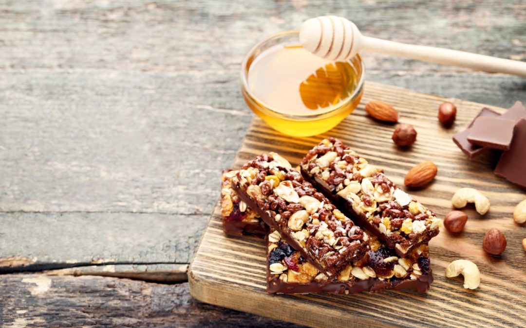 Granola maison au miel, noisettes et chocolat